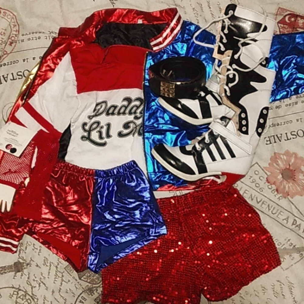 Harley Quinn cosplay Halloween costume